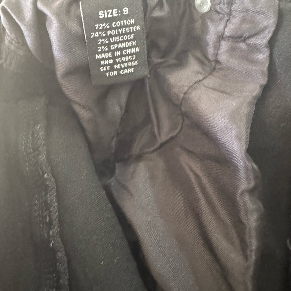 Fire & Rain Black Jeans Cut Off Shorts Size 9 - Picture 8 of 8